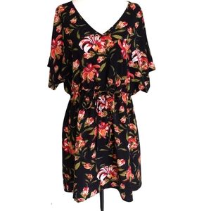 💥3/$25💥MARIO SERRANI | medium floral dress/cover up